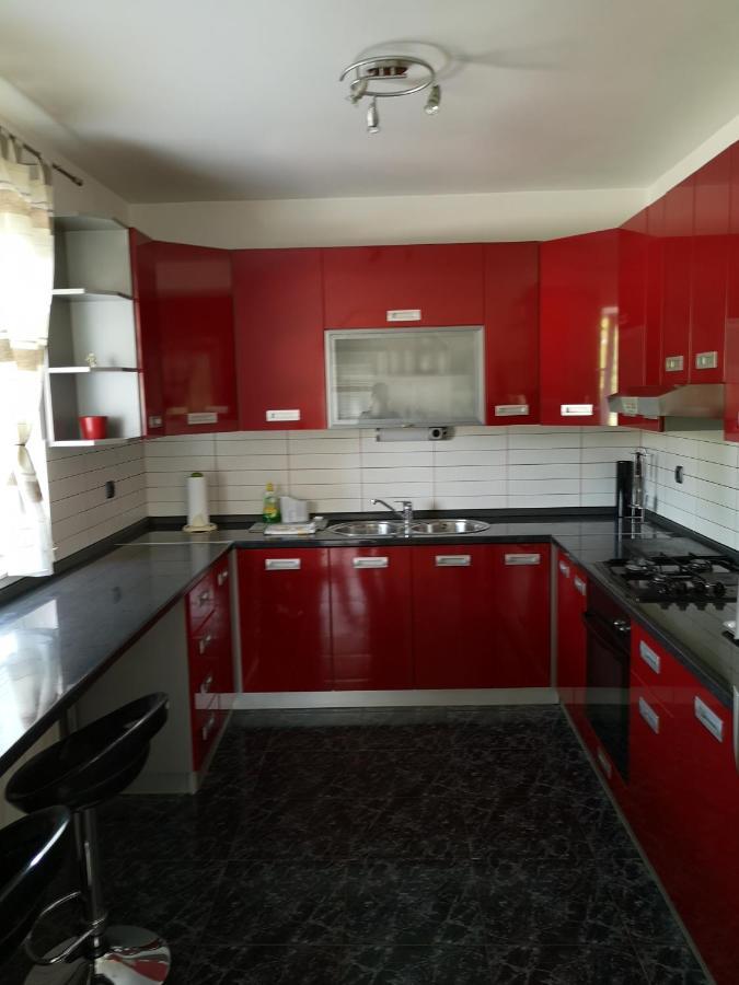 Apartment Igor - Holiday Home Ostarije Ngoại thất bức ảnh