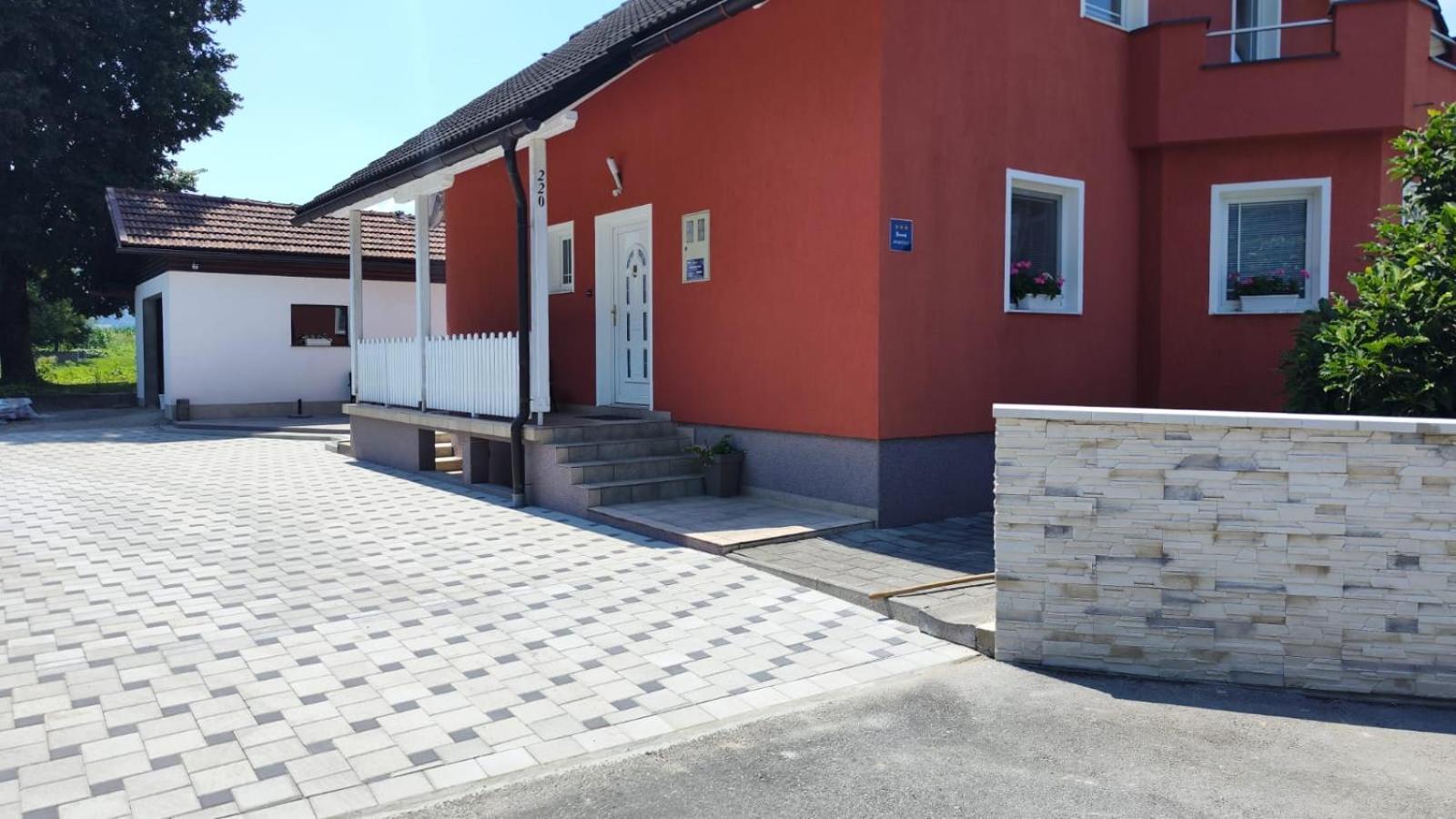 Apartment Igor - Holiday Home Ostarije Ngoại thất bức ảnh