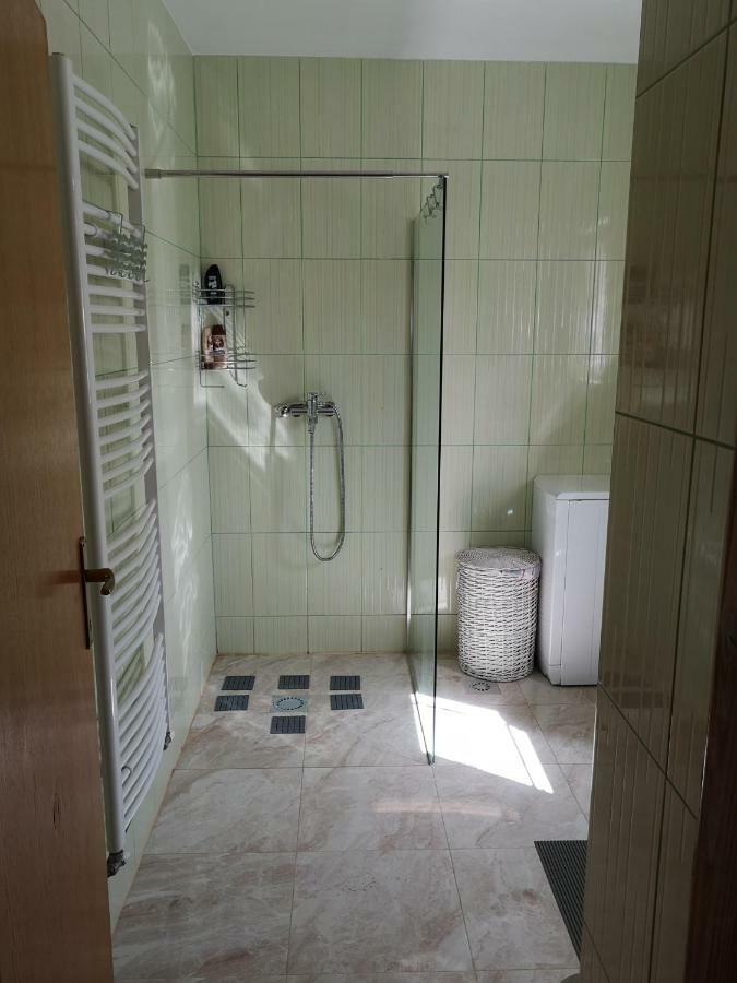 Apartment Igor - Holiday Home Ostarije Ngoại thất bức ảnh